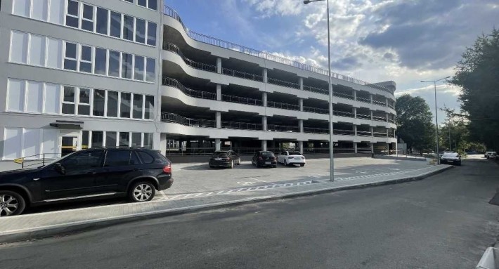 Продається паркомісто в наземному паркінгу біля ЖК Олімпійський - фото 1