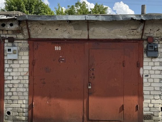 Продаж гаража в кооп Берізка 2 , центральна вулиця на вʼізді в гаражі