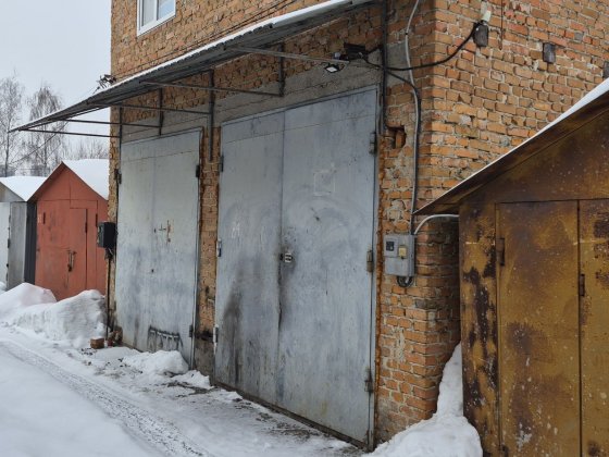 Продам приміщення, цех, гараж, бокс. Бармаки