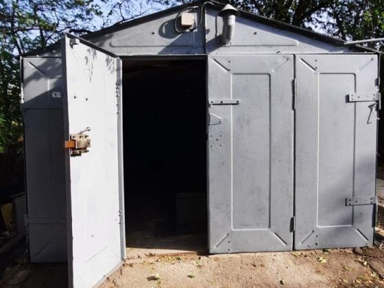 Сдам гараж  металлический  ЖМ Победа Днепр