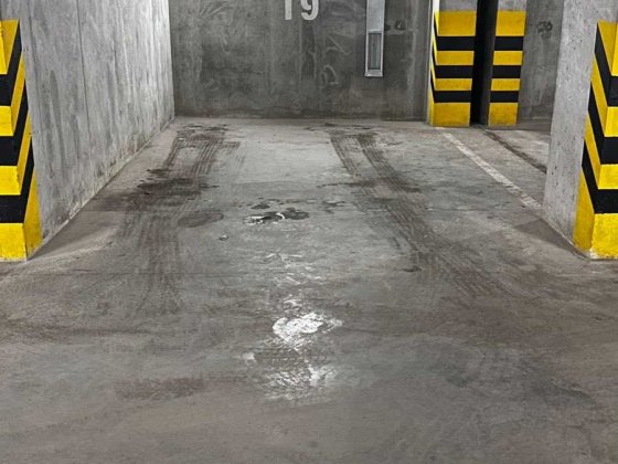 Подобовий паркінг (ЖК Riel City) — 5 хв від Вокзалу / 12 хв до Центру Львов