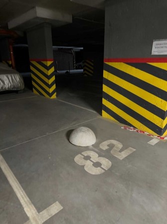 Оренда місця в підземному паркінгу в новобудові по вул. Пимоненка - фото 1