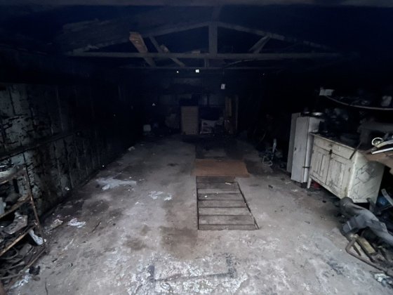 Сдам металлический гараж, на две машины, во дворе ул. Осенняя 12. Слобожанское