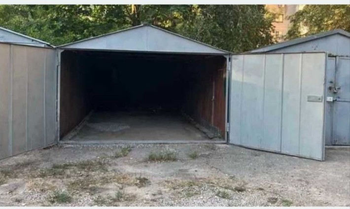 Металевий гараж в оренду - фото 1