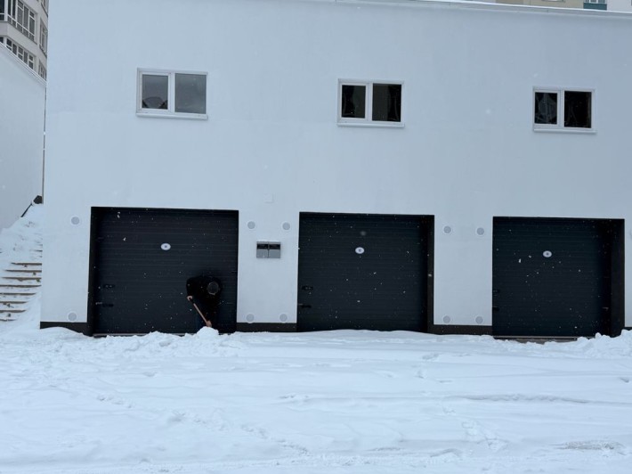 Оренда гараж на Озерній Лісогринівецька 34-Д - фото 1