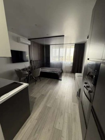 Продаж 1-к квартири просп. Бажана 17а - фото 1