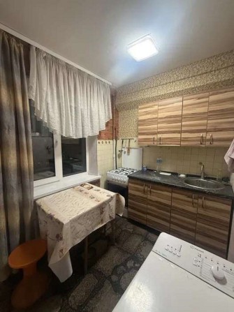 Продаж 2 кімнатної квартири на вул. Дніпровська набережна 7а - фото 1