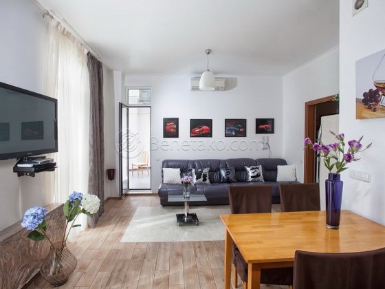 Квартира с балконом и видом на город в центре Одессы. Одеса