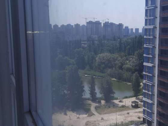 Продається 1к.квартира вул. Гліба Бабича( Канальна) 8Б ,Дарницький р-н, метро Позняки Київ