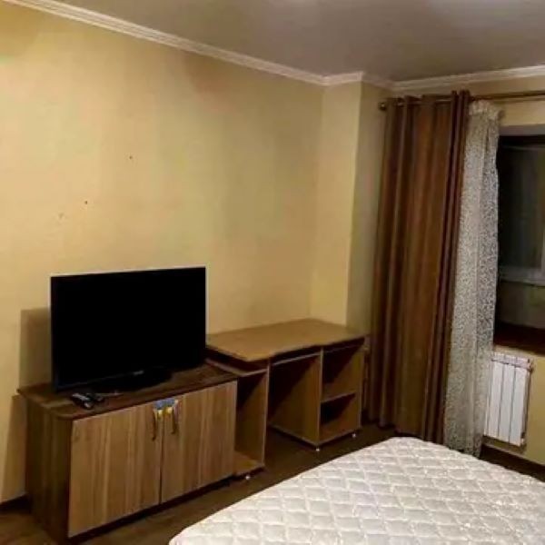 Продаж 1-к квартири вул. Лариси Руденко 10б - фото 1