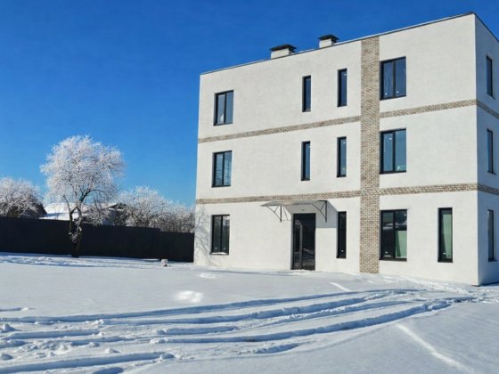 Продається 2 кімнатна квартира 40 кв.м, вул. Чехова 15, Бортничі Киев