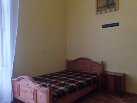 Здаю однокімнатну квартиру у центрі, 5 хвилин від термальників Берегове