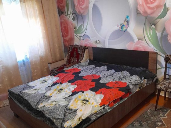 Подобово, Погодинно   Соборна 16 Завжди Тепло і Горяча вода. Власник Кам'янець-Подільський