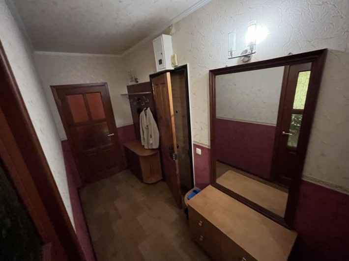 Здам  2-х кімнатну квартиру подобово 800гр. Центр Лазурного - фото 1