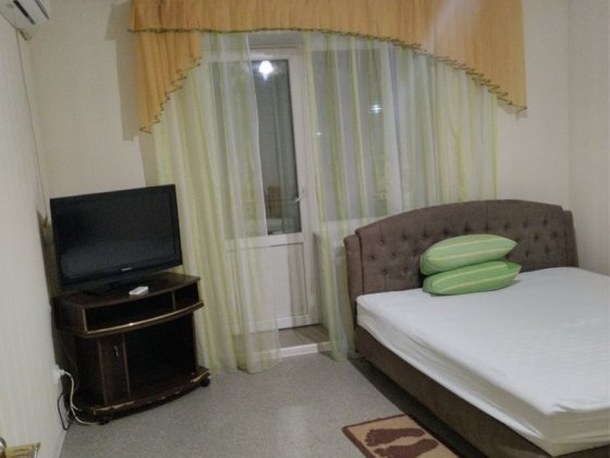 Здам в центрі подобово і погодинно однокімнатну квартиру Миргород