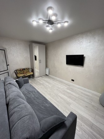 Оренда подобово 1 кімнатної квартири м. Обухів. - фото 1