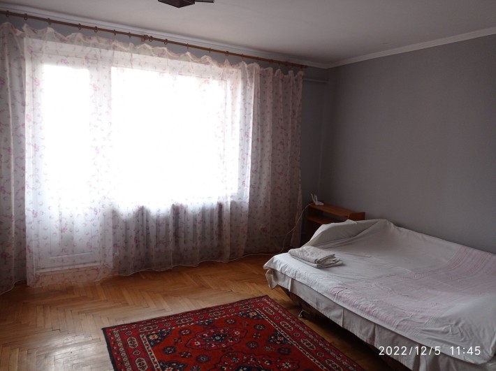 Здам 3км квартиру подобово 6 окремих спальних місць. - фото 1