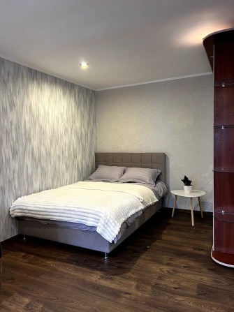 Оренда квартири у центрі міста, подобово - фото 1