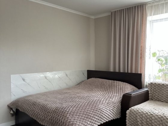 Погодинно,подобово,різні райони. 8 спальних місць Луцьк