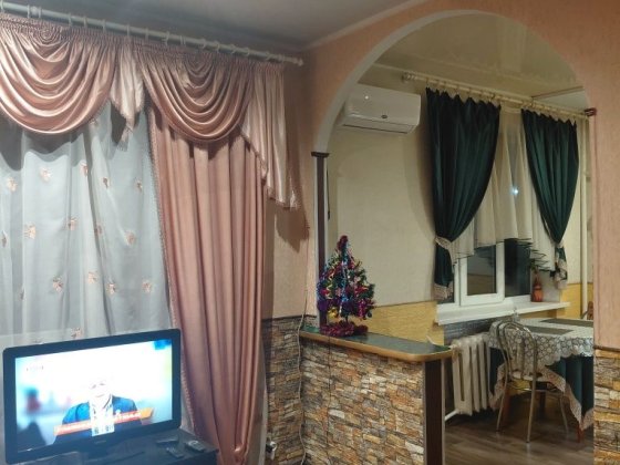 Квартира подобово , погодинно.97 кв. 500 грн повна доба. Кривий Ріг