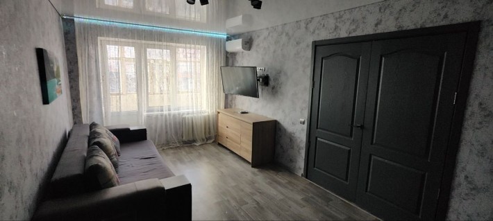 Подобово квартира. (44 квартал) - фото 1