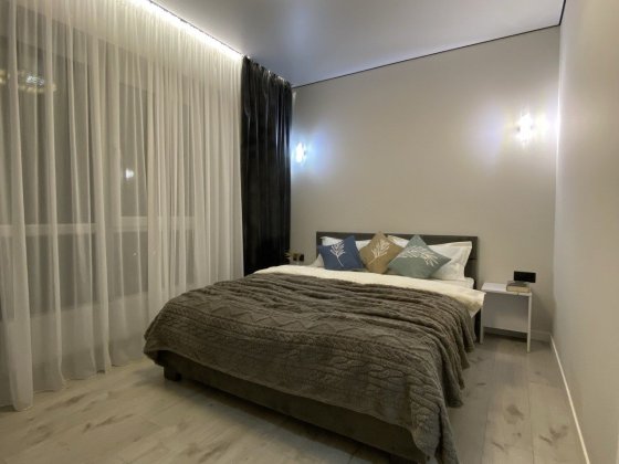 Сучасна квартира ЖК Квітковий погодинно.подобово.перша здача Ровно