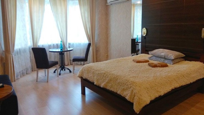 Апартаменти на Дубенській - фото 1