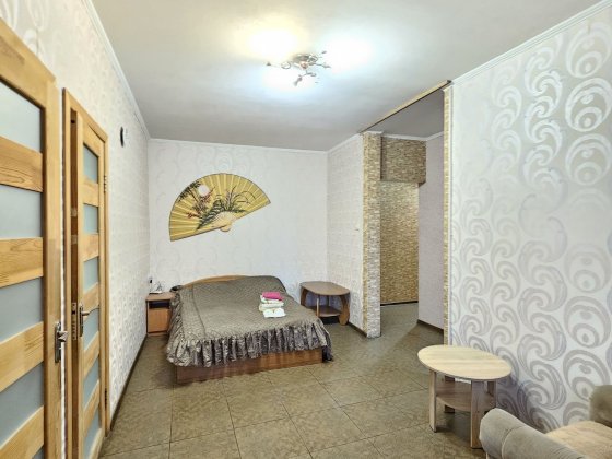 3х кімнатна кв Шевченка 338. Можливо погодинно 8 центр
Ціна вказана пр Черкассы