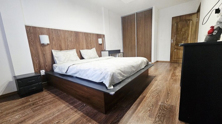 Современная 2 - комн. квартира студия на проспекте Науки 173, ТРЦ Дафи - фото 1