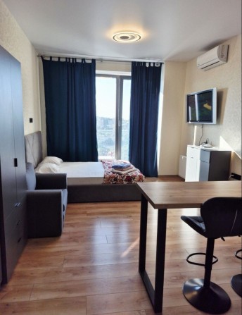 Квартира погодинно, подобово ЖК Бартоломео з видом на річку набережна - фото 1