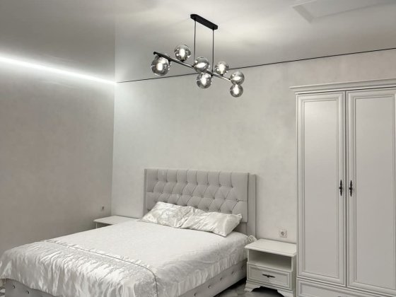 Квартира подобово, погодинно 2 кв у Центрі Міста Дельмар Дніпро