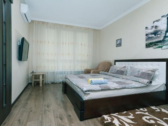 ПОГОДИННО, ПоДоБоВо квартира  біля метро ВИРЛИЦЯ, Генератор !!! Київ