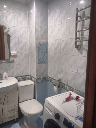 Подобова оренда квартир .Ціна договірна.067 878  92  93 - фото 1