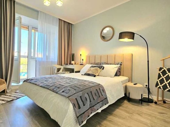 Стильный 2ком LUX !ВСЕГДА ЕСТЬ СВЕТ  Фестивальная Посуточно, подобово Запорожье