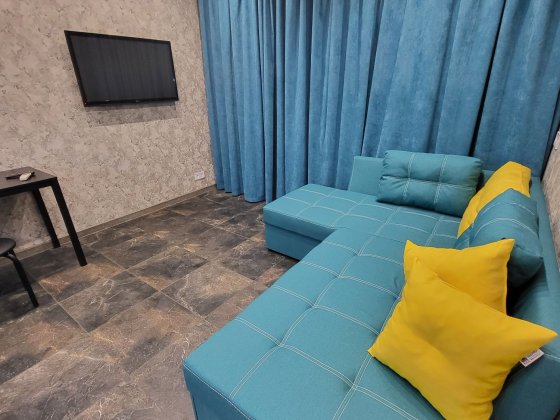 Подобова квартира м лесная 800 Київ