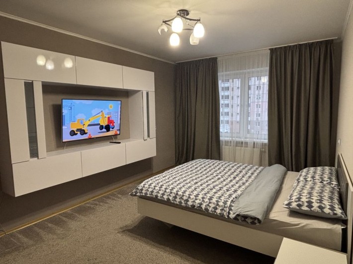 Квартира подобово , позняки, здолбунівська 13 - фото 1