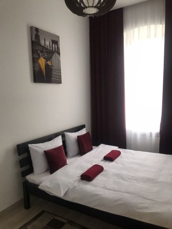 Двокімнатна квартира в центрі міста! - фото 1