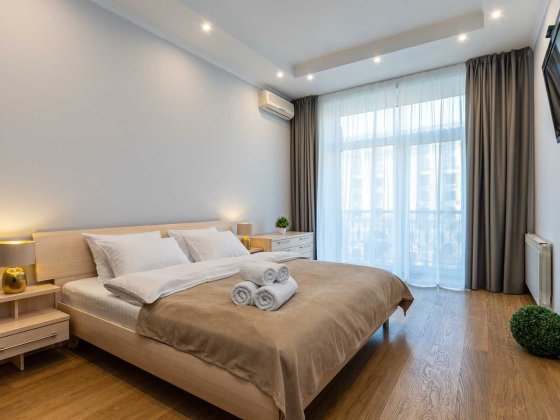 3к Майдан,вул  Хрещатик 13, метро Крещатик Киев