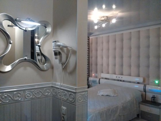 2 эт, Газ, 1 ГБ интернет - Драйзера в начале Троещины + есть с Джакузи Киев