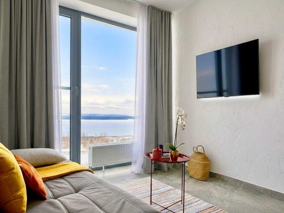 2к VIP, ЖК Бартоломео.Вид на Днепр,лифт и вода 24/7.Посуточно,подобово Дніпро