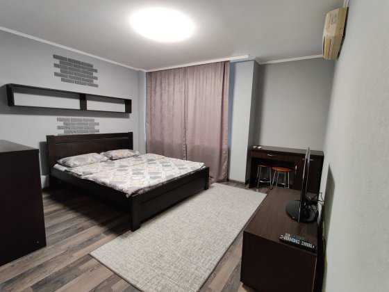 Світло не вимикають! 1-к подобово метро Палац Україна Киев