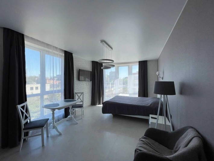 Погодинна, подобова оренда стильної квартири у новобудові - фото 1