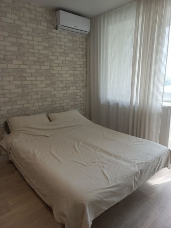 Квартира  почасово,  посуточно . Космос - фото 1