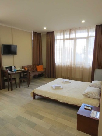 ПОДОБОВА аренда на Французькому бульварі - фото 1