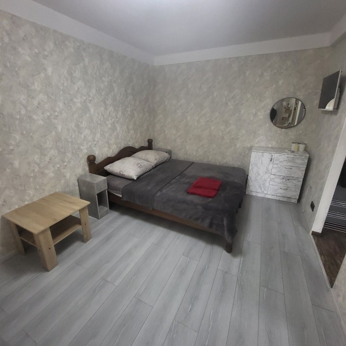 Квартира возле 5 й горболницы . Свет не отключают - фото 1