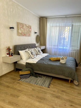 Современная квартира на проспекте Соборном рядом с госпиталем - фото 1