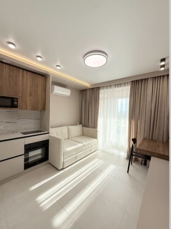 2 кімнатна тепла квартира (ТЦ Наша  Правда, лік. Рахманова) - фото 1