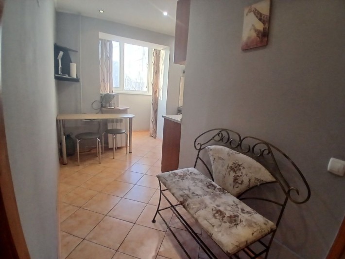 Посуточно,почасово  Газ!Отопление,Троещина рядом  парк Муромец - фото 1