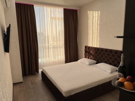 трех комнатная, тераса вид на море , посуточно, есть подземный паркинг Одеса