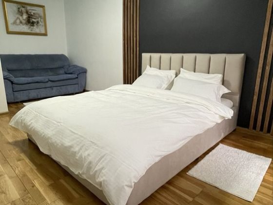 Квартира біля лікарні Св. Пантелеймона і дитячої на Орлика Львів